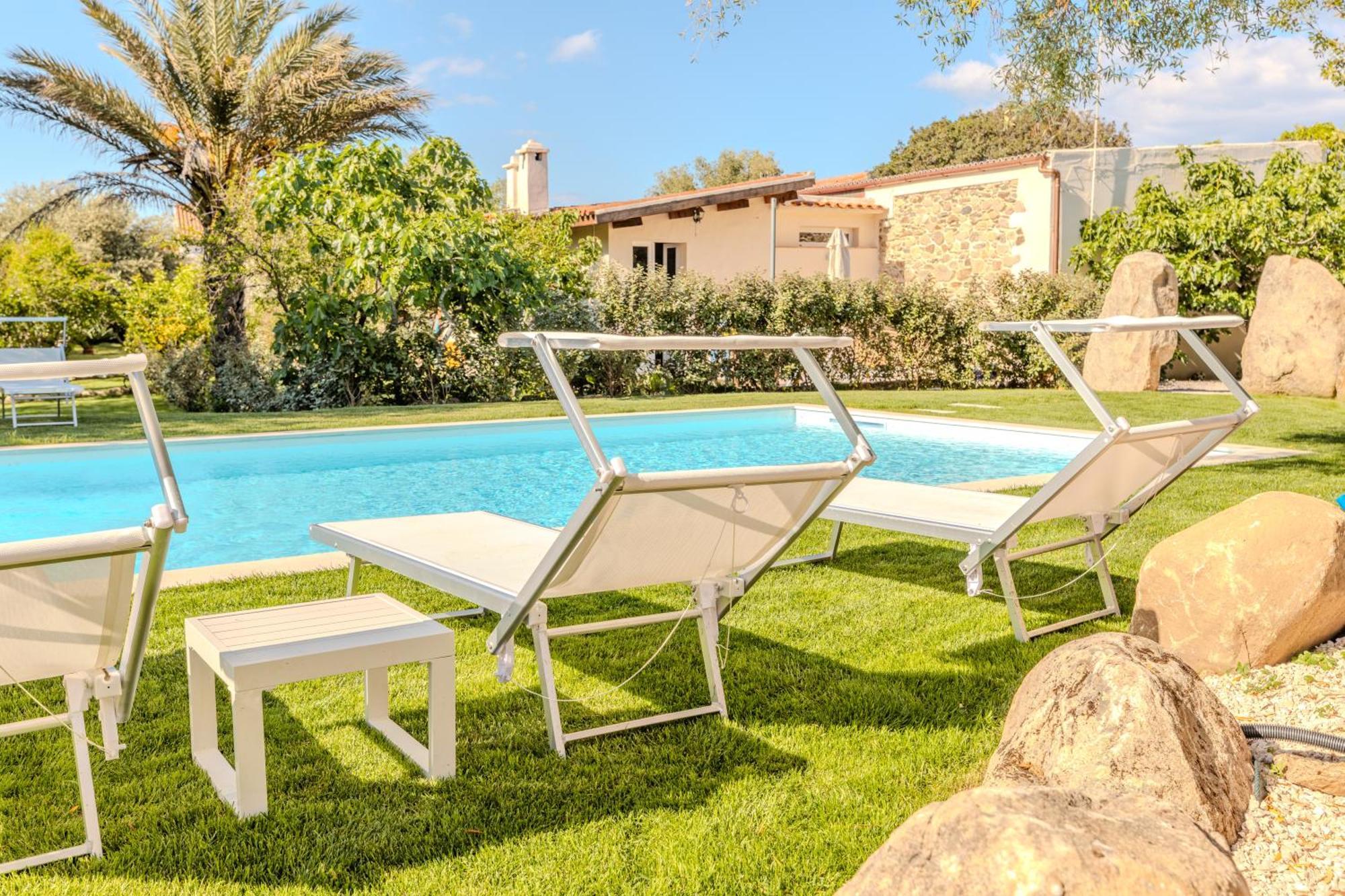 Apartmán Stazzo San Teodoro La Quercia Piscina Condivisa Exteriér fotografie